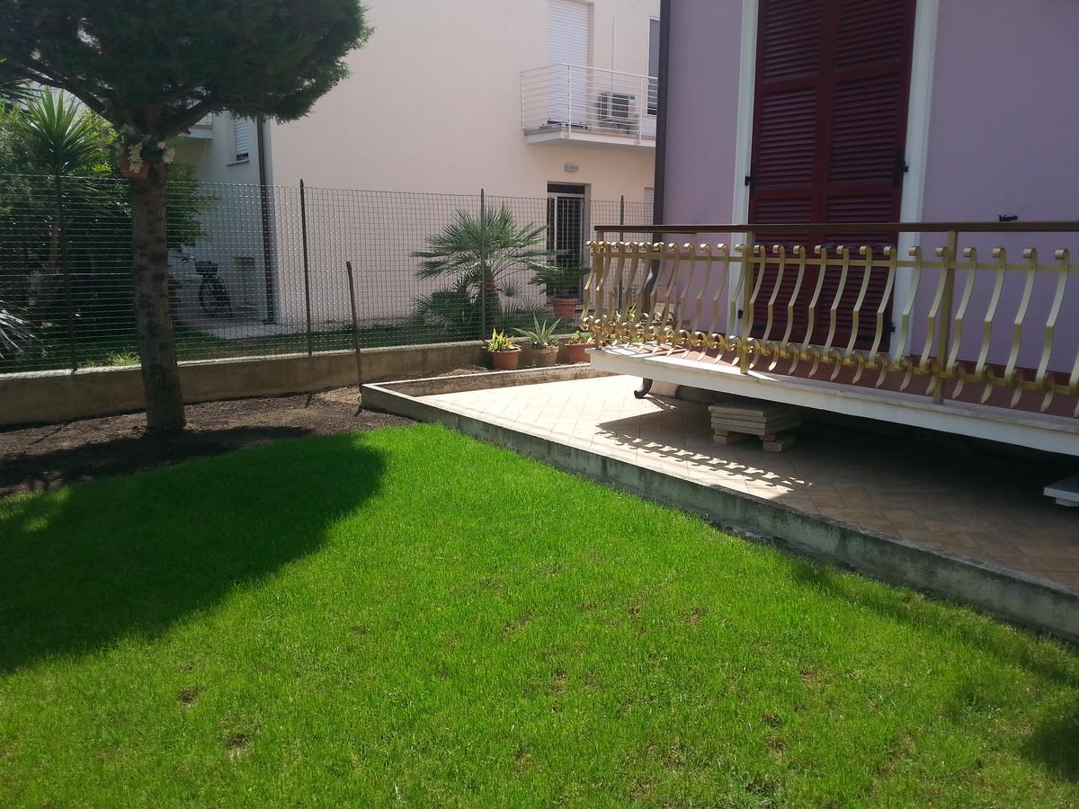 B&B Civico22 Civitanova Marche Exterior photo